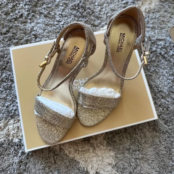 NIB Michael Kors Simone Glitter Sandal Size 5 - Picture 3 of 6